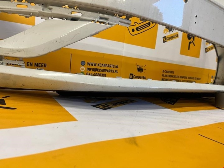 Koop Voorbumper bij KCarparts