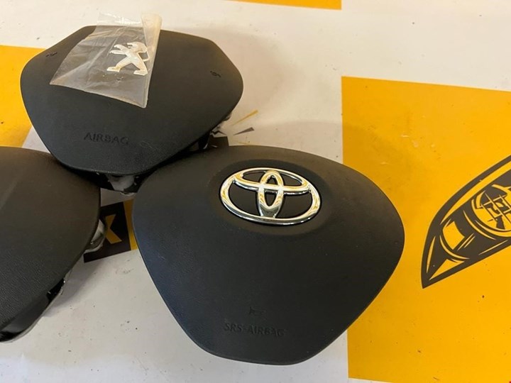 Koop Stuur airbag bij KCarparts