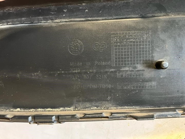 Koop Voorbumper bij KCarparts