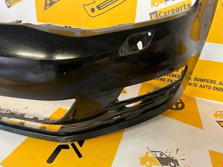 Koop Voorbumper bij KCarparts