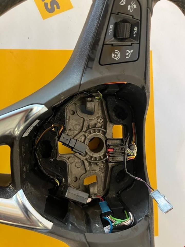 Koop Stuur airbag bij KCarparts