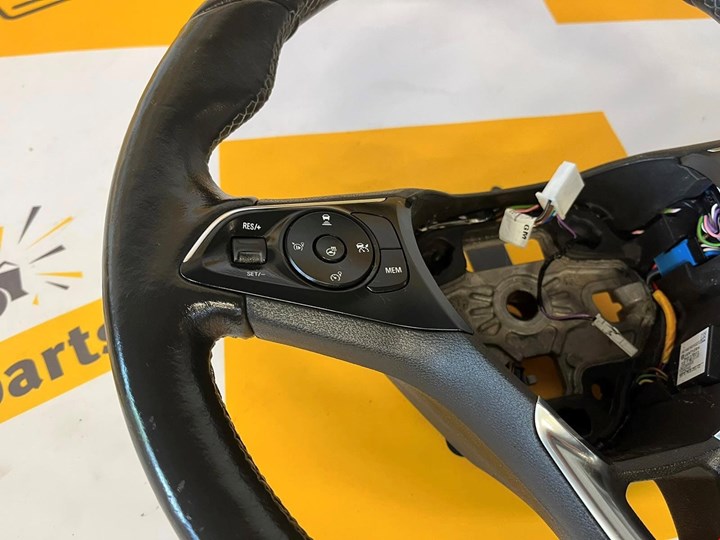 Koop Stuur airbag bij KCarparts
