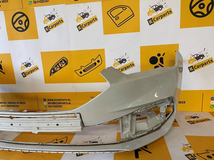 Koop Voorbumper bij KCarparts