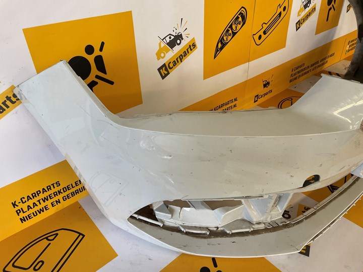 Koop Voorbumper bij KCarparts