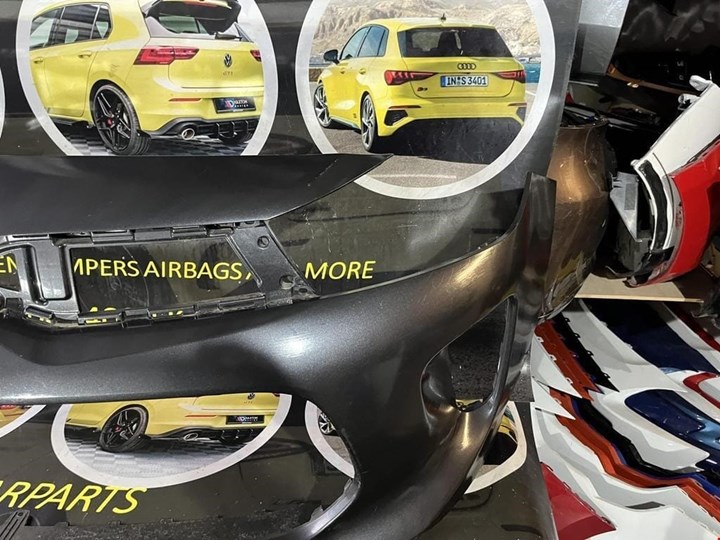 Koop Voorbumper bij KCarparts