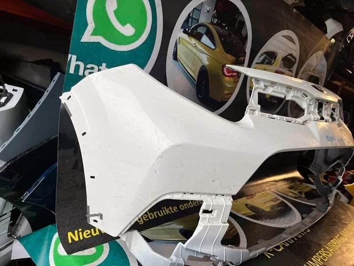 Koop Voorbumper bij KCarparts