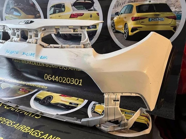 Koop Voorbumper bij KCarparts