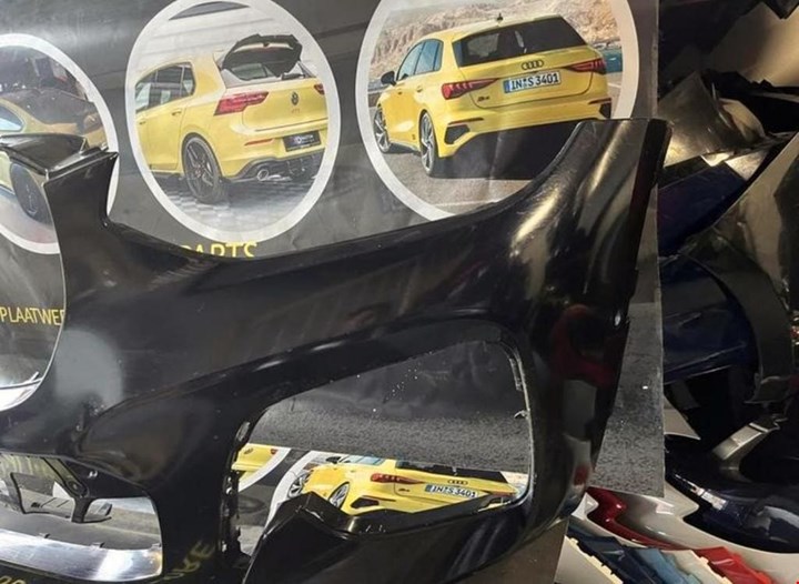 Koop Voorbumper bij KCarparts