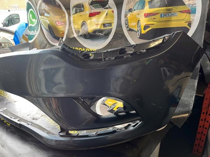 Koop Voorbumper bij KCarparts