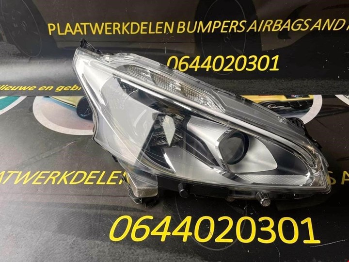 Koop Koplamp | Enkel bij KCarparts
