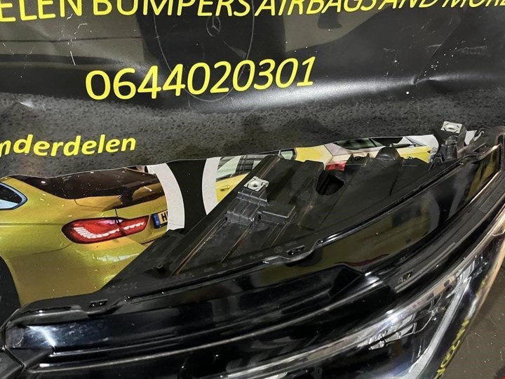 Koop Koplamp | Enkel bij KCarparts