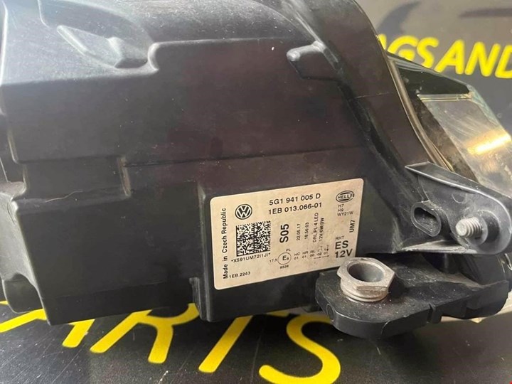 Koop Koplamp | Enkel bij KCarparts