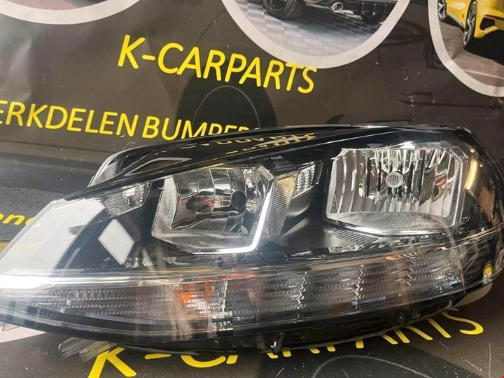 Koop Koplamp | Enkel bij KCarparts