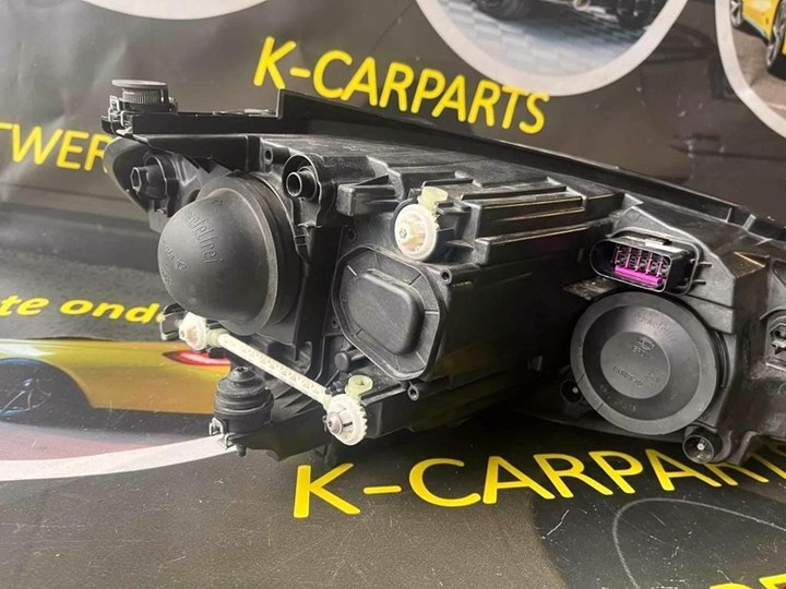 Koop Koplamp | Enkel bij KCarparts