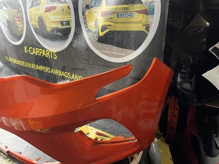 Koop Voorbumper bij KCarparts