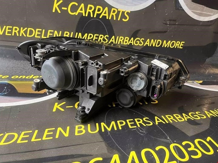 Koop Koplamp | Enkel bij KCarparts