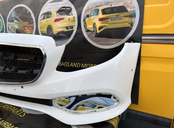 Koop Voorbumper bij KCarparts