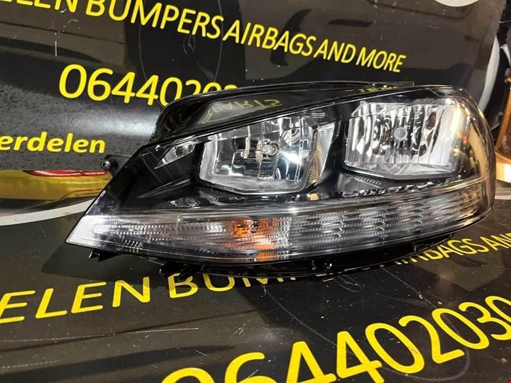 Koop Koplamp | Enkel bij KCarparts