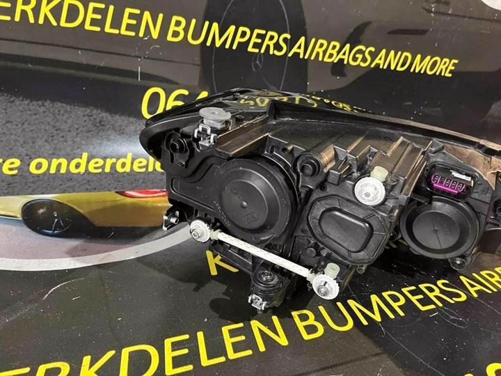 Koop Koplamp | Enkel bij KCarparts