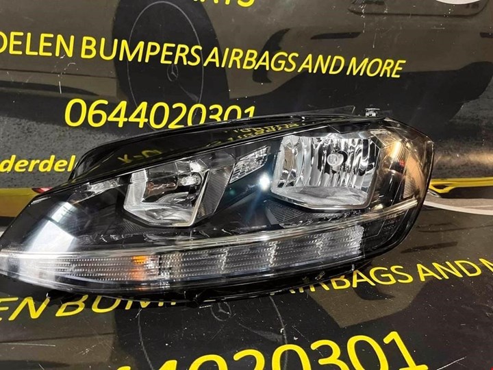 Koop Koplamp | Enkel bij KCarparts