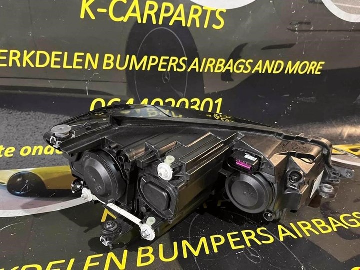 Koop Koplamp | Enkel bij KCarparts