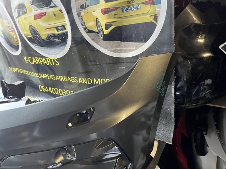 Koop Voorbumper bij KCarparts