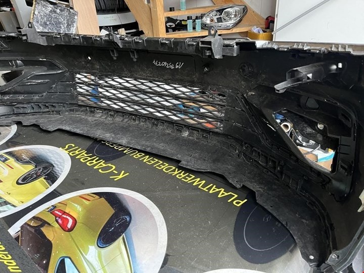Koop Voorbumper bij KCarparts