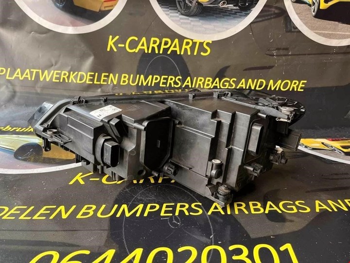 Koop Koplamp | Enkel bij KCarparts