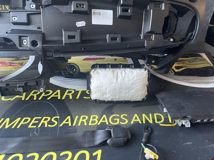 Koop Airbag set bij KCarparts