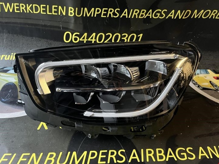 Koop Koplamp | Enkel bij KCarparts