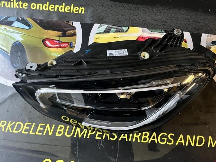 Koop Koplamp | Enkel bij KCarparts