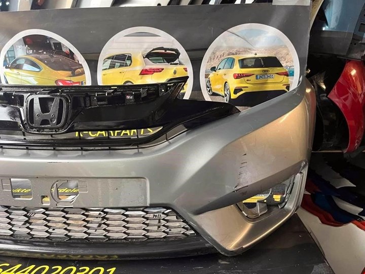Koop Voorbumper bij KCarparts
