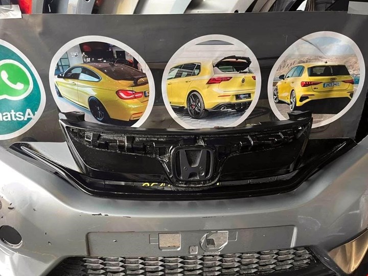 Koop Voorbumper bij KCarparts