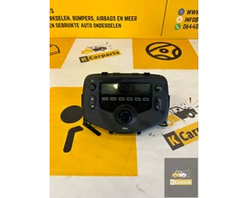 Auto radio Toyota aygo Citroën c1 Peugeot 108 86120-0H050 image 1