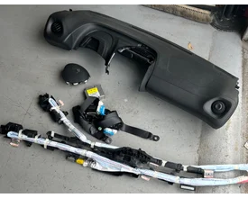 Kompletny zestaw deski rozdzielczej Citroën C1 AYGO Peugeot 108 Oryginał image 1