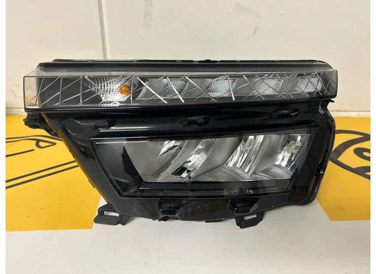 Koop Koplamp | Enkel bij KCarparts