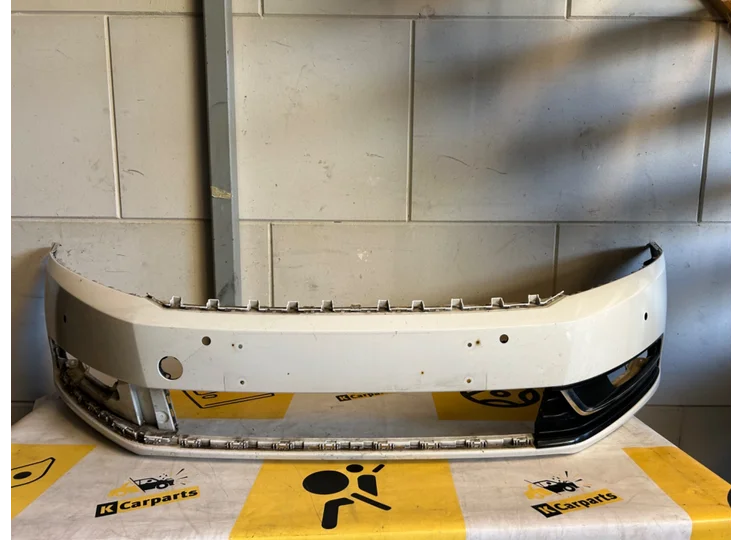 Koop Voorbumper bij KCarparts