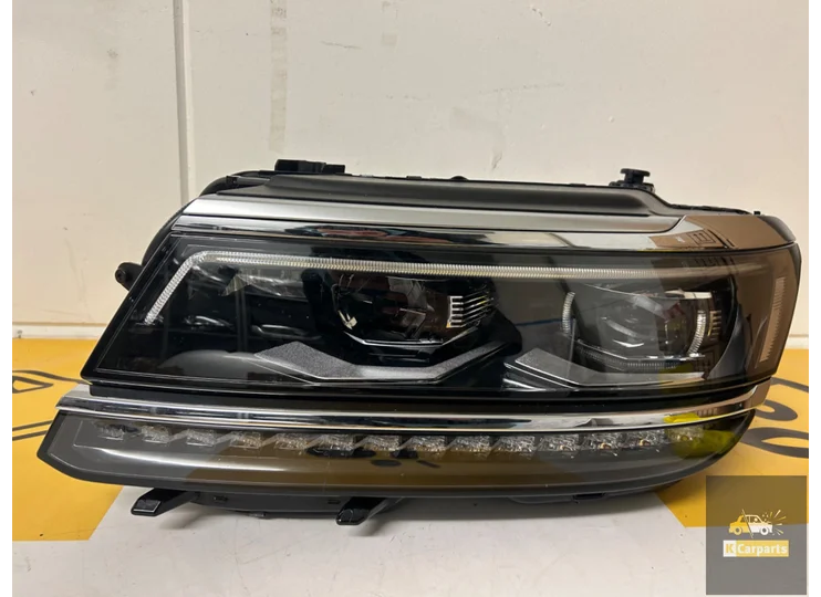 Koop Koplamp | Enkel bij KCarparts