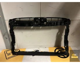 VW Passat B8 3G Front 3G0805588L 3G0805588AC image 1