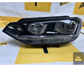 Koplamp Volkswagen Touran 5T Halogeen Links 5TB941005A image 1