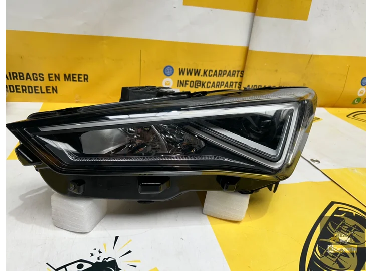Koop Koplamp | Enkel bij KCarparts
