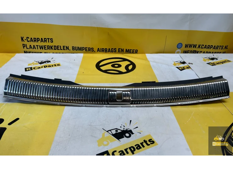 Koop Sierlijst | Sierstrip | Stootlijst | Losse delen bij KCarparts