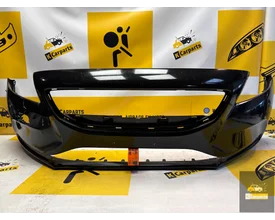 Volvo v40 Voorbumper KLS Normaal bumper image 1