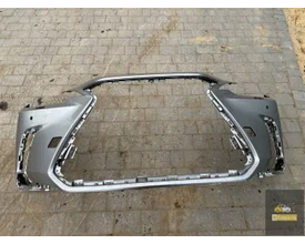Parachoques delantero del Lexus NX II image 1