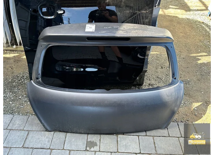Koop Kofferdeksel | Kofferklep bij KCarparts