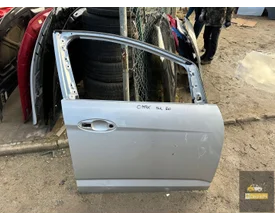 Puerta delantera derecha del Ford C-Max Mk2 image 1