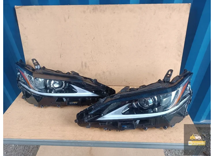 Koop Koplamp | Enkel bij KCarparts