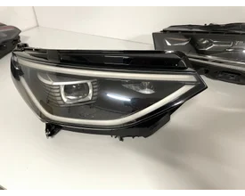 ID Buzz 1T Koplamp IQ-LIGHT Rechts 1T3941036C image 1