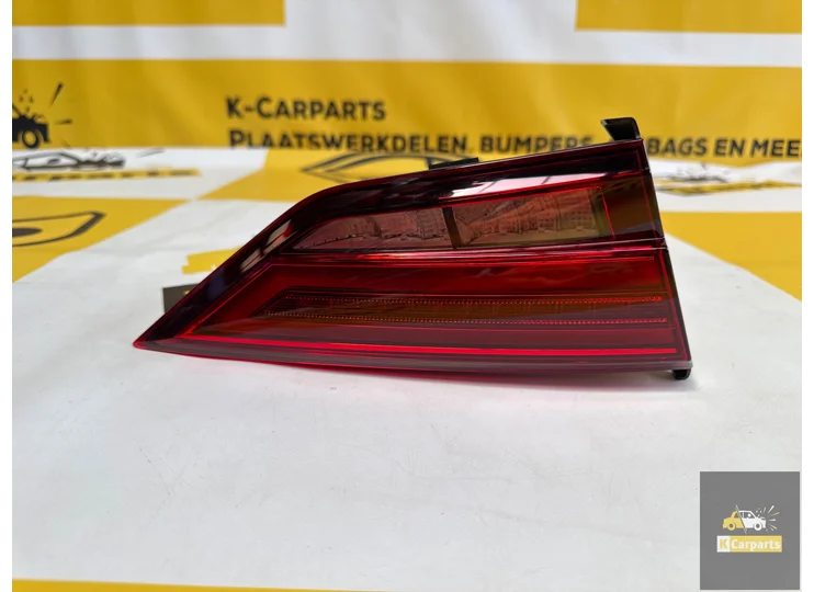 Koop Achterlicht | Enkel bij KCarparts