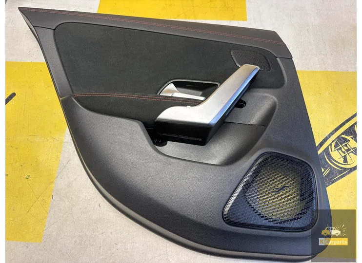 Koop Portierbekleding | Deurpaneel | Enkel bij KCarparts